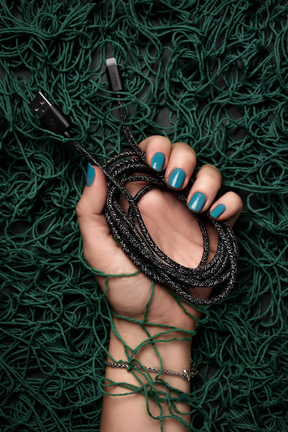 Black iPhone Lightning cable · 2 meter · Made of recycled fishing nets