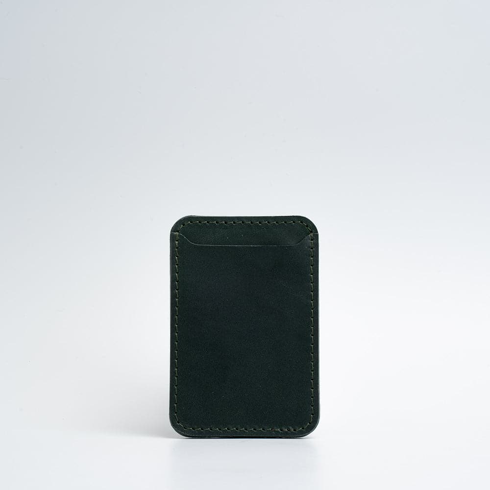 Full-Grain Leather Wallet compatible with MagSafe - Classic